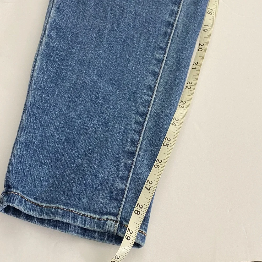 Levi's 512 Perfectly Slimming Fit Legging Denim Jeans,, - Picture 8 of 10